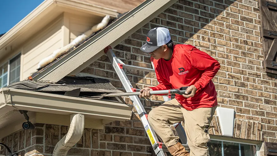 Choosing a Trustworthy Roofer to Protect Your Investment